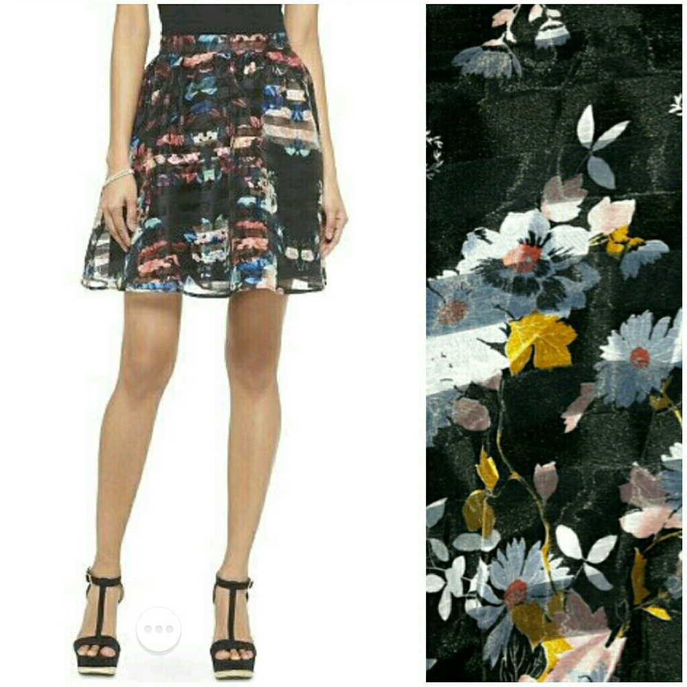 NWOT Floral Skater Skirt